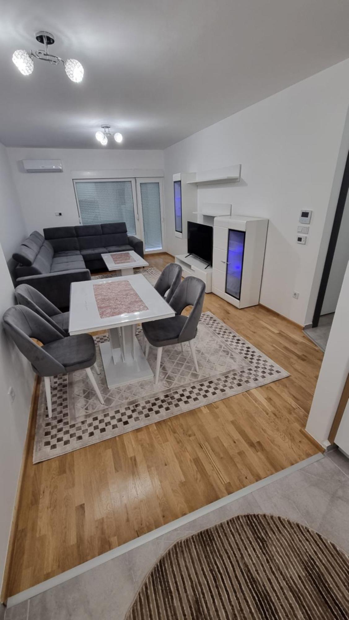 Apartments A&A Високо Екстериор снимка
